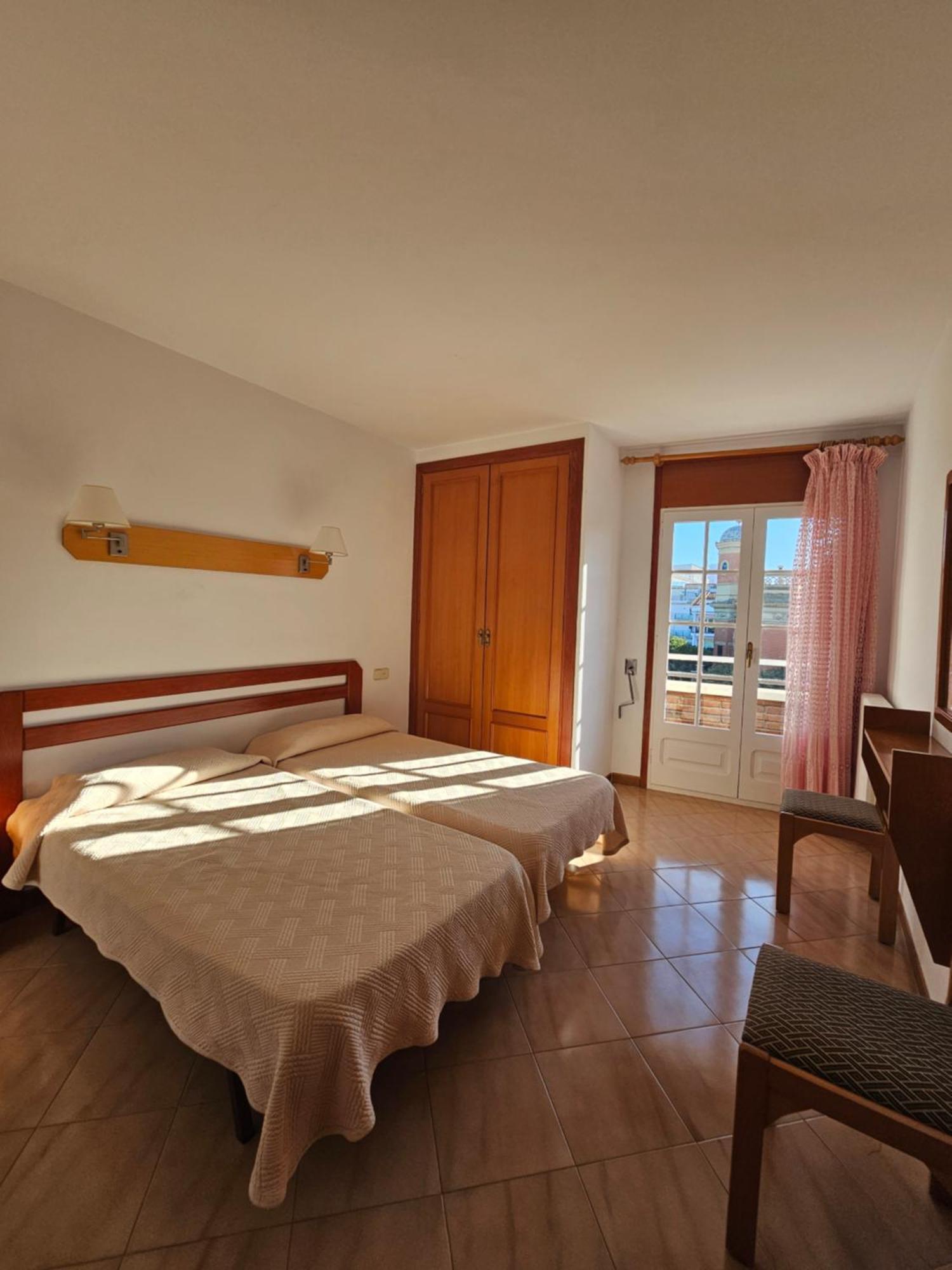Hotel Blue Spot Malgrat de Mar Exteriör bild