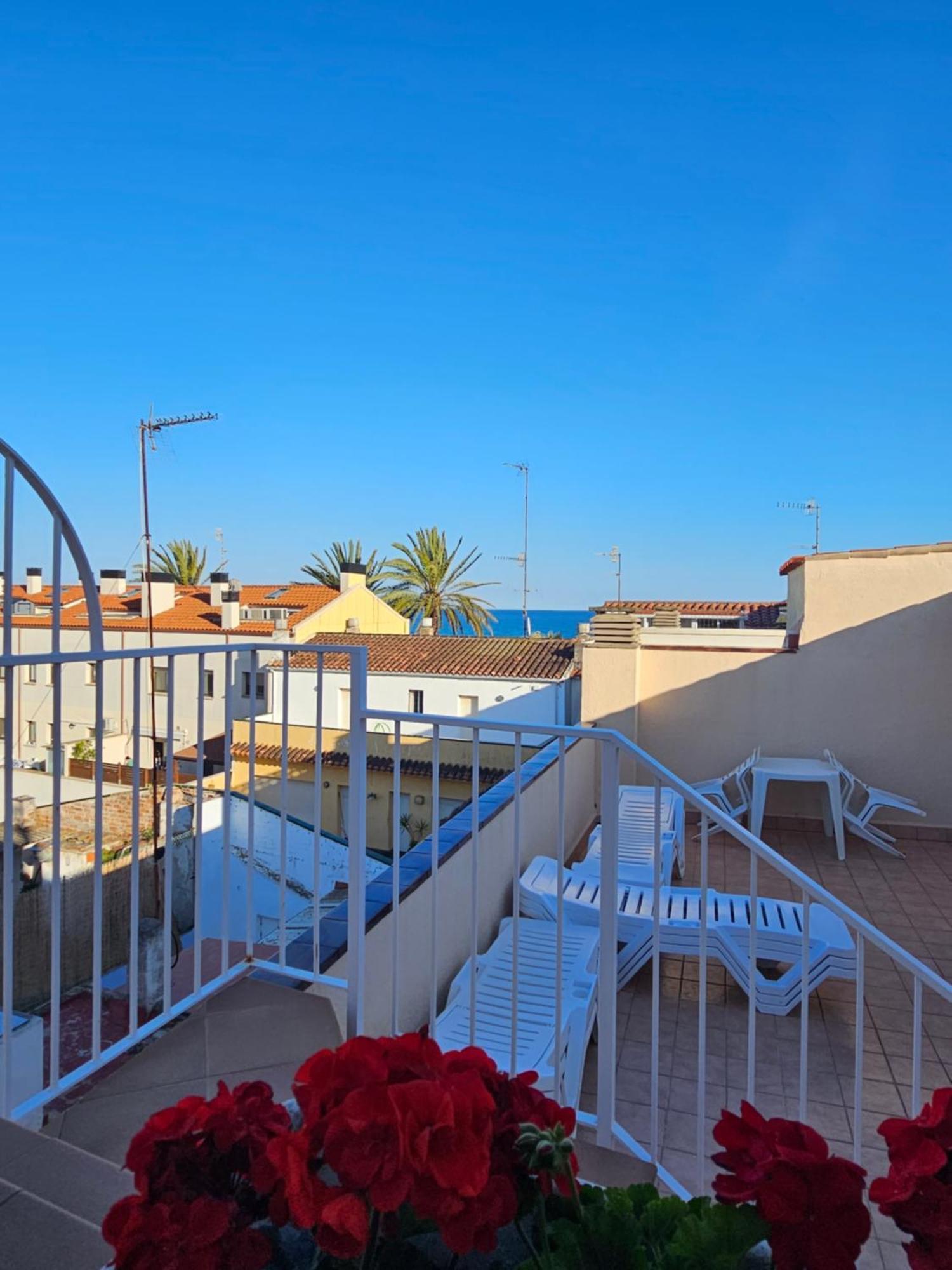 Hotel Blue Spot Malgrat de Mar Exteriör bild